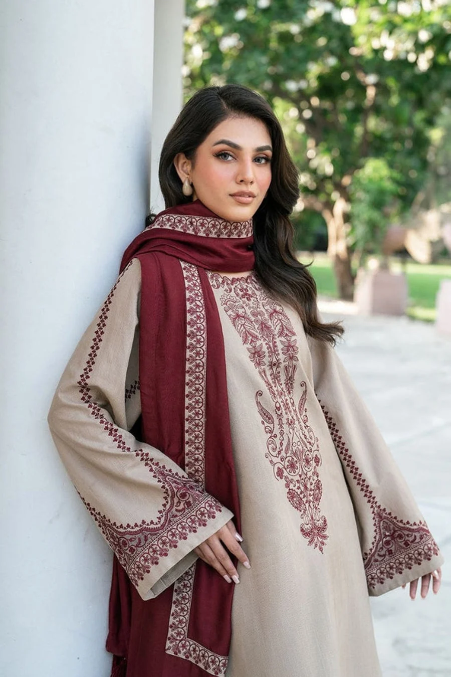 3PC UNSTITCHED LAWN EMBROIDERED SHIRT WITH LAWN EMBROIDERED DUPATTA IR-111 - Image 2