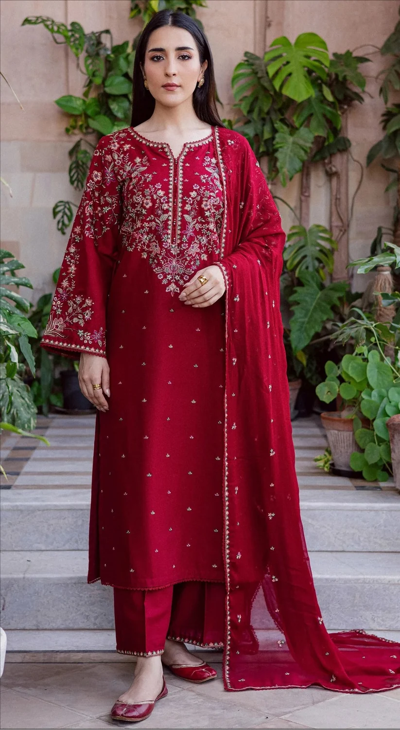 PREMIUM 3-PIECE UNSTITCHED DHANAK EMBROIDERED SUIT